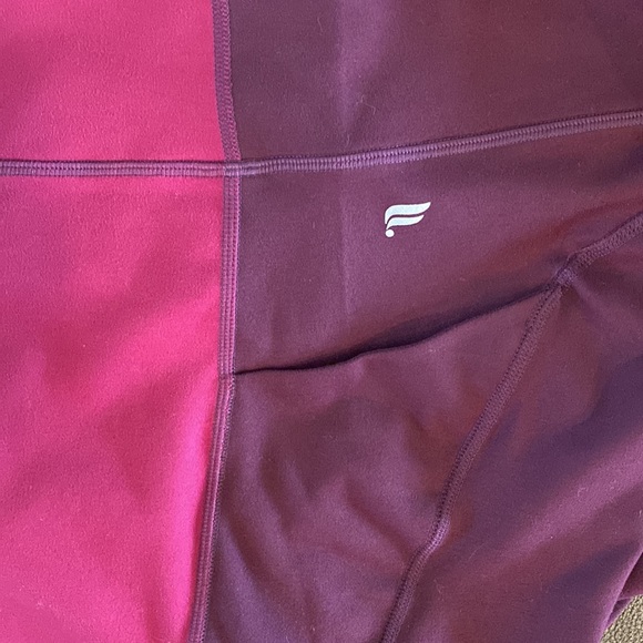🔥🔥🔥🔥FREE SHIPPING 
FABLETICS ♥️ Fabletics Powerhold 7/8 leggings - Picture 9 of 10